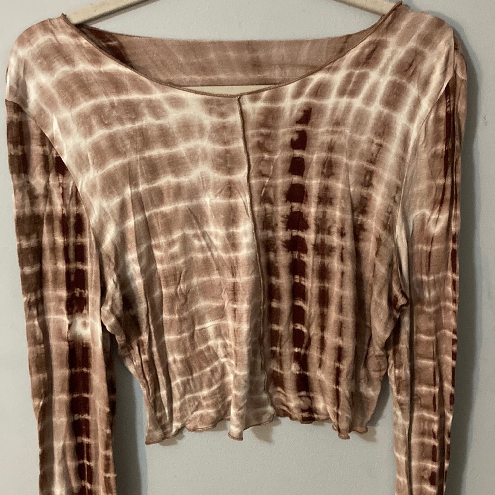 brown crop top